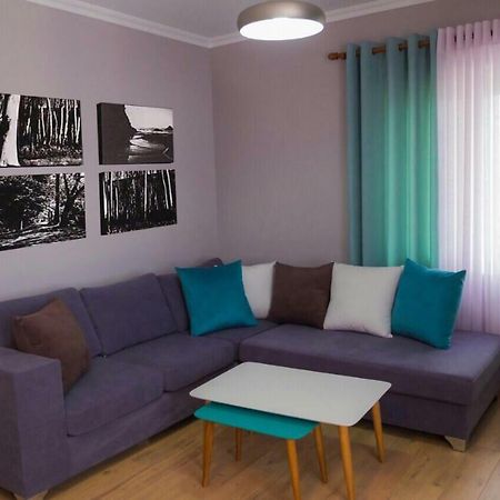 Modern Furnished Apartment With View Tirana Extérieur photo